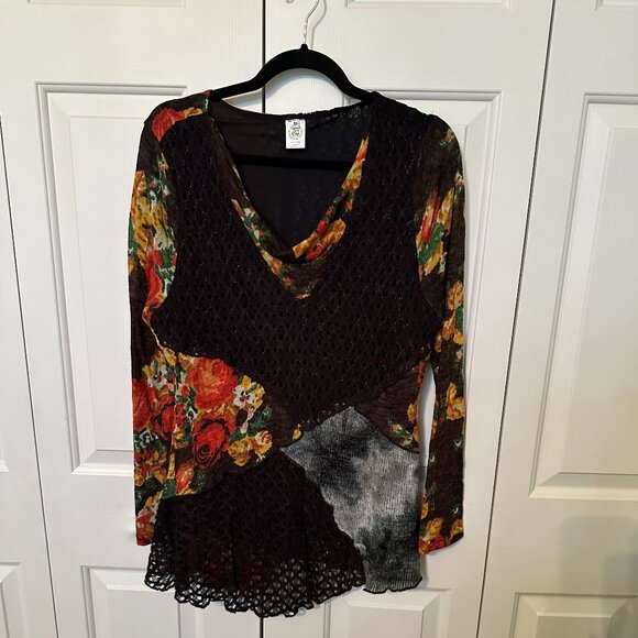 This That BoHo Shirt Size XL (runs small) - Picture 1 of 2